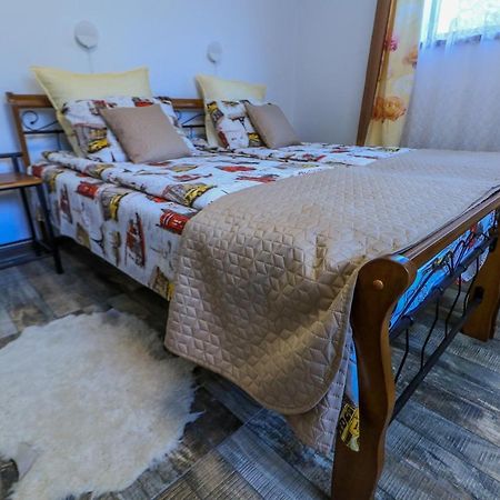 Nikas Apartment Sibiu Ngoại thất bức ảnh