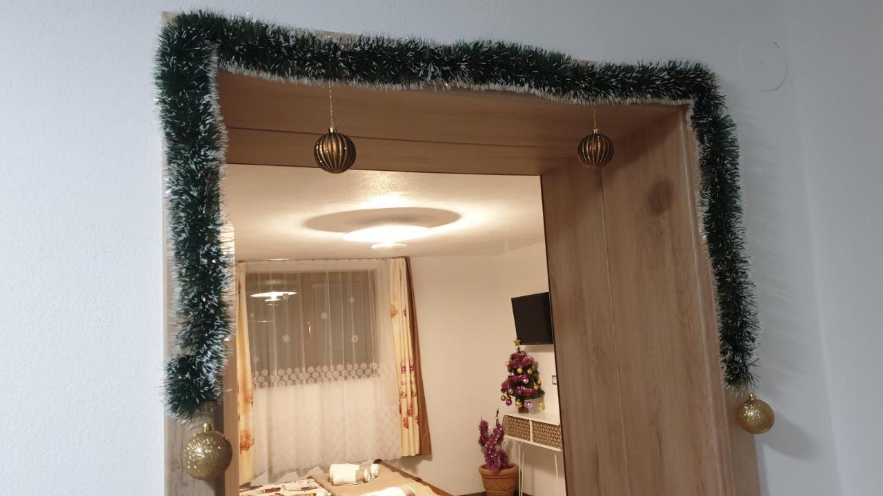 Nikas Apartment Sibiu Ngoại thất bức ảnh