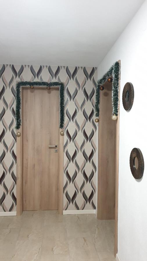 Nikas Apartment Sibiu Ngoại thất bức ảnh